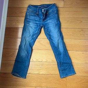 American Eagle Crop Jeans